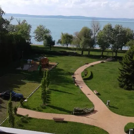 Beatrix Apartman Apart-hotel